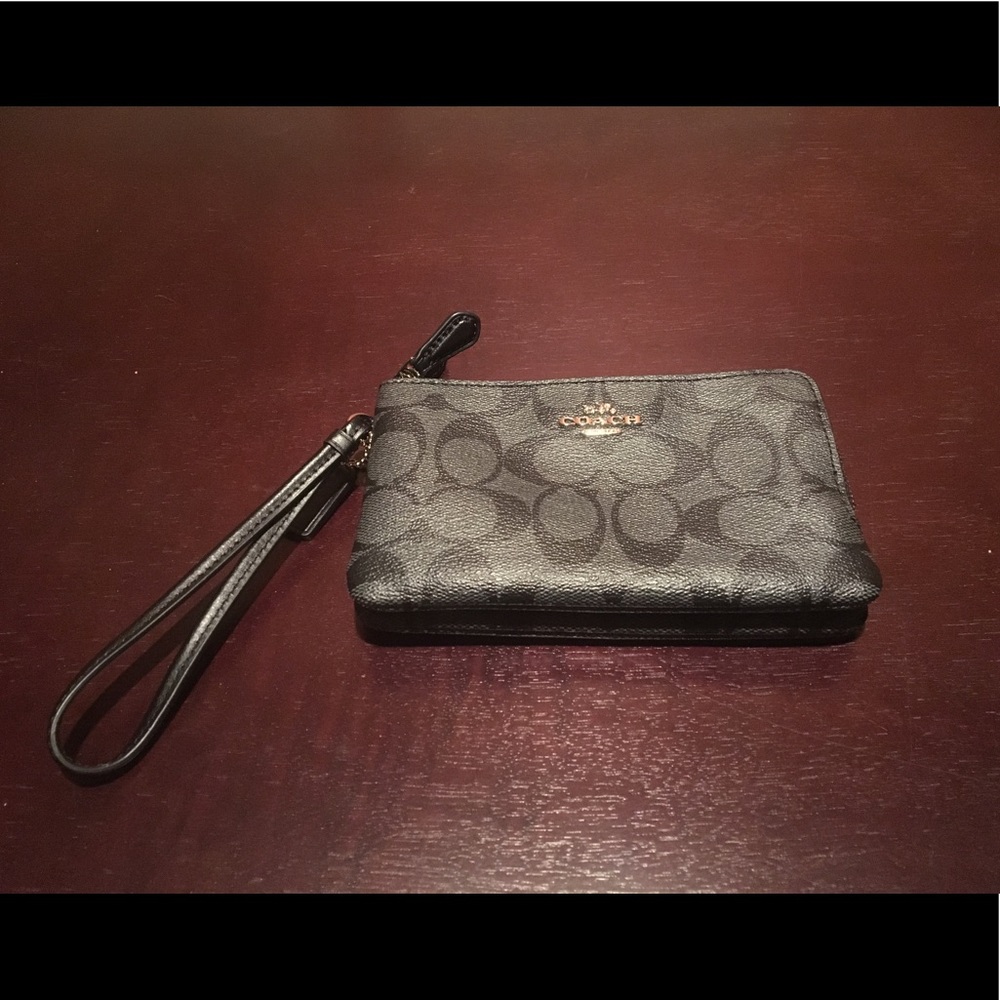 Coach Double Zip Wristlet